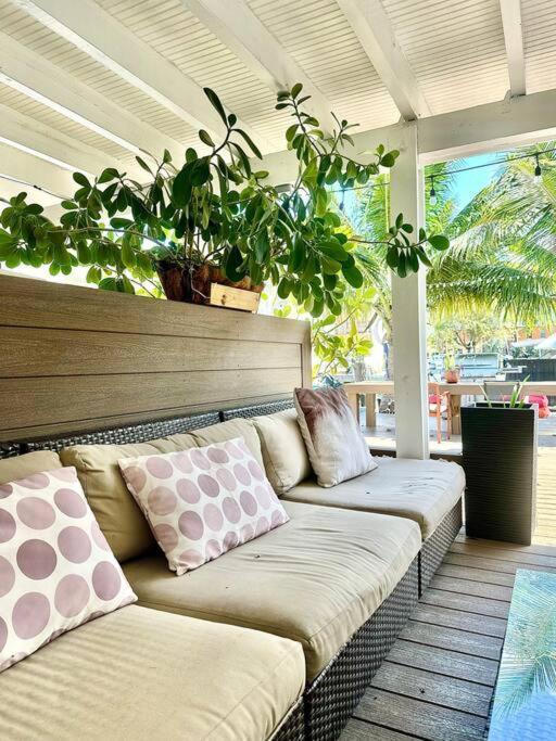 Lugar Encantador Balcon Vista Al Agua North Miami Beach